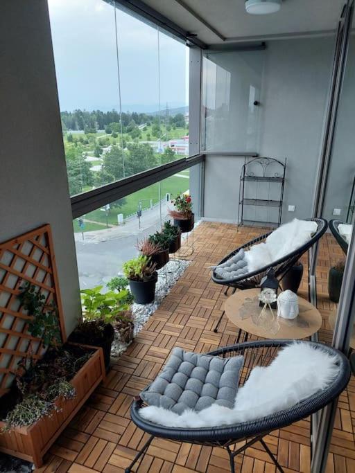 Luxury Apartment ลูบลิยานา ภายนอก รูปภาพ